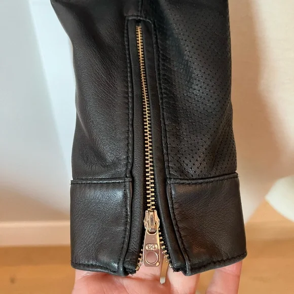 Black Leather 😎  Bomber Jacket with Pockets - Picture 4 of 13